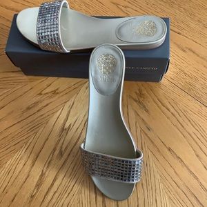 Vince Camtuo sandals size 10 never worn Gold flash